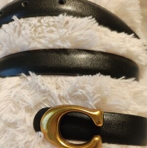 Black Vegan Leather Belt Gold W/ C Buckle Luxury Look High Quality PU 40.5"